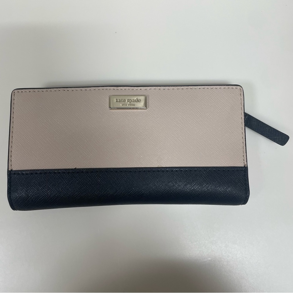 Kate Spade Black and Cream Women's Snap Wallet
